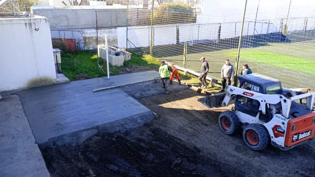 Seguimos creciendo: avanzamos con la construcción de nuestro nuevo playón&nbsp;deportivo